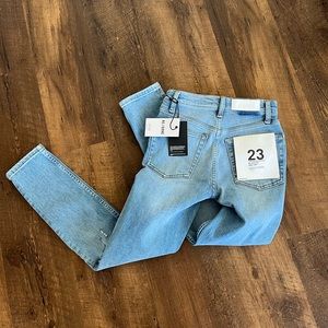 Originals 90s High Rise Ankle Crop in Worn Light Azure NWT 23